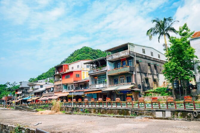 7-Hour Join tour - Jiufen Village & Shifen Town - Who should book this Jiufen and Shifen tour?