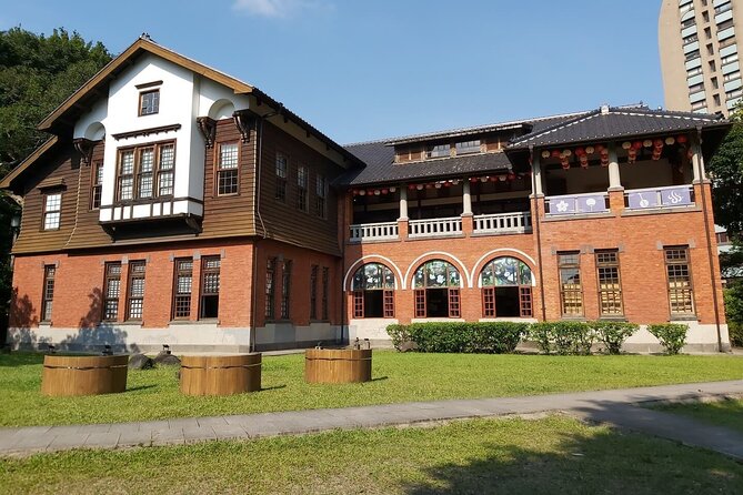 Beitou and Yangmingshan Day Tour from Taipei - Yangmingshan’s Flower Clock and former presidential retreat
