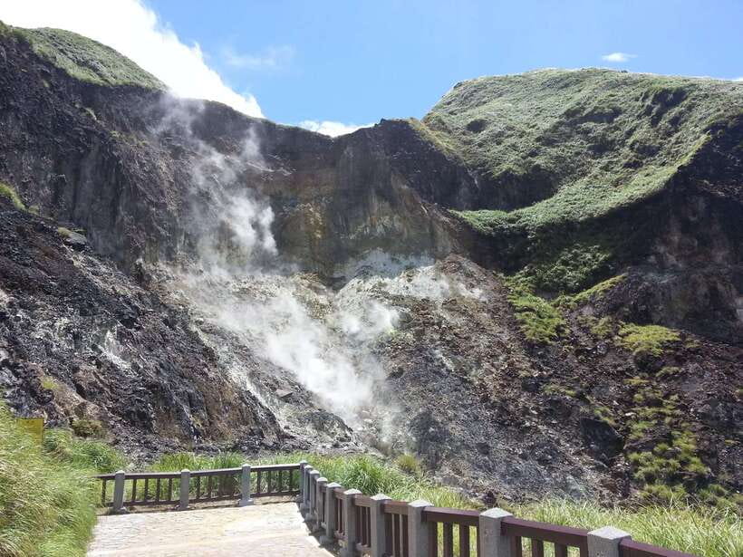 From Taipei: Beitou and Yangmingshan National Park Day Tour - Key points to know before you go