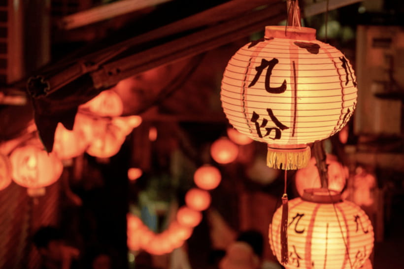 From Taipei: Heping Island, Shifen, and Jiufen Private Tour - Private transport and the value of a driver-guide