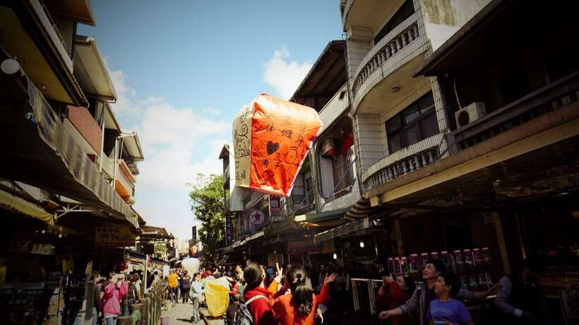 From Taipei: Private Scenic Tour to Jiufen, Yehliu & Pingxi - What is included for $120 per person