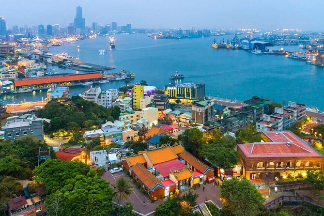 Full-Day Private Guided Tour in Kaohsiung Port Shore - Formosa Boulevard and the Dome of Light