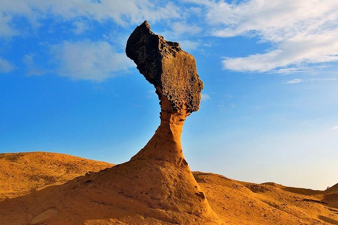 Half Day Private Tour to Yangmingshan National Park and Yehliu Geopark - Xiaoyoukeng’s steam vents and volcanic signs