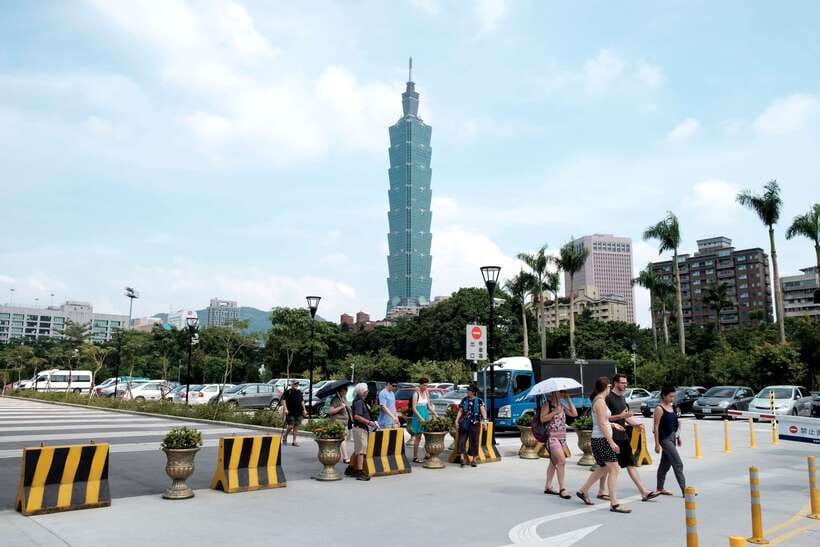 Iconic Food Tour: Local Street Food, Drinks & Sites - Stinky tofu at a specialty restaurant