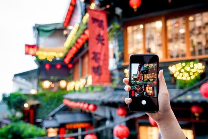 Jiufen, Shifen and Houtong Cat Village Private Tour - Houtong Cat Village is more than a photo stop