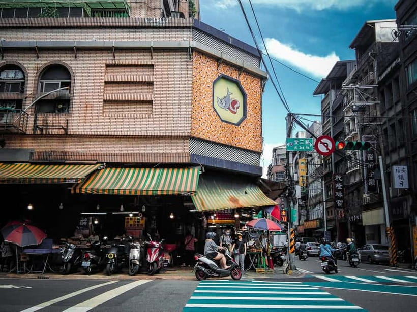 Keelung Half-Day Food Tour: Explore Day & Night Markets - What the $80 price includes