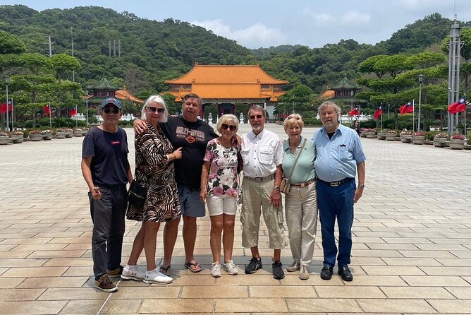 Keelung Port Shore Private Customized Tour - Longshan Temple: a short look at Taipei faith