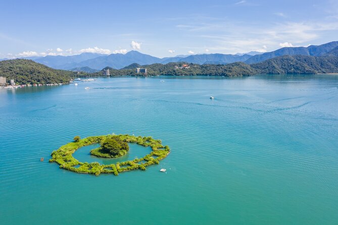 Nantou Day Tour: Sun Moon Lake & Ita Thao Pier from Taipei - Xiangshan Visitor Center and a slower pause