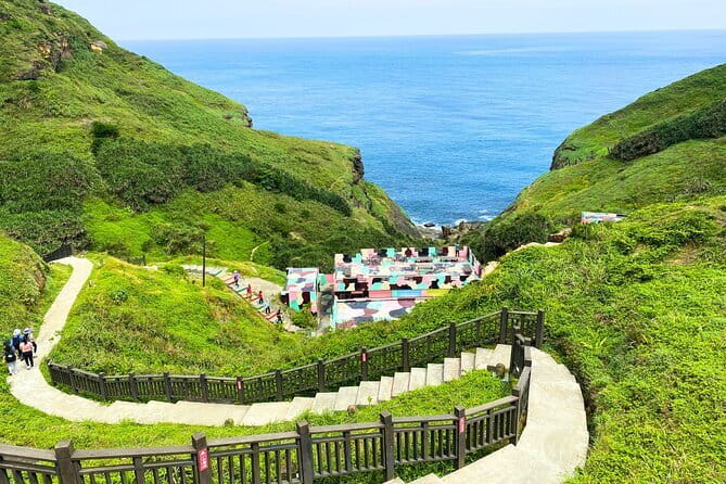 Northeast Coast Instagram Photo Tour in Keelung & New Taipei - A full day from Taipei to the Northeast Coast