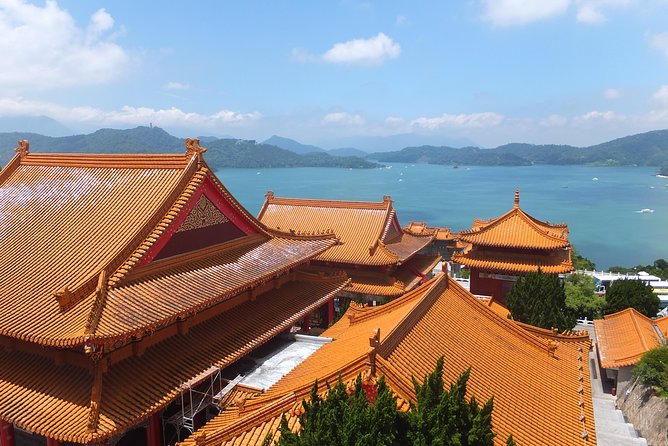 One-day Sun Moon Lake Tour Package - Three hours around the lake