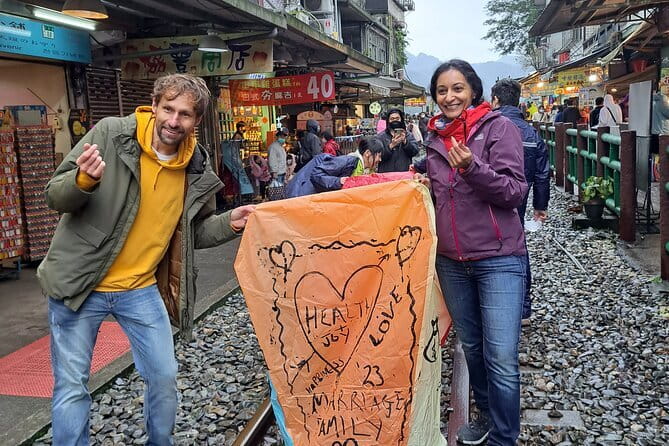 One-way Private Transfer between Jiufen and Taipei - Arriving in Jiufen without the station shuffle