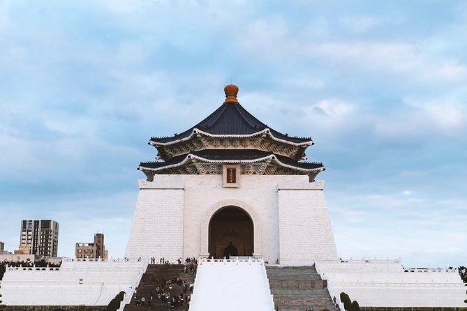 Private Car: 8 Hour Highly Customized Taipei City Exploration! - Why a private car works well for one day in Taipei