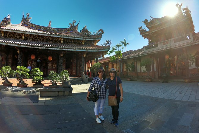 Private Custom Taipei Airport Layover Tour - What the guides add to the day