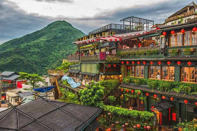 Private Jiufen & Pingxi Day Tour with English-Speaking Guide - Price, pace, and who should book
