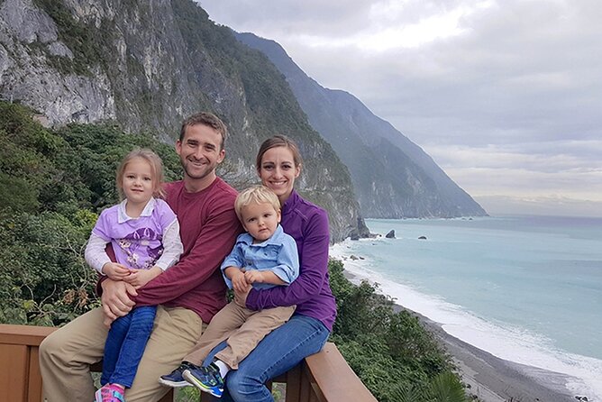 Private Taroko Gorge Day Tour from Hualien with Local Expert - Sakul Trail, a manageable forest walk