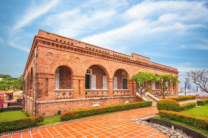 Private Tour Shore Excursion in Kaohsiung City - Booking details worth handling early