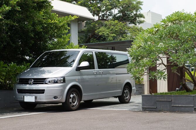Private Transfer from TPE-Taoyuan int. Airport to Taipei City - What the ride is like once you leave the airport