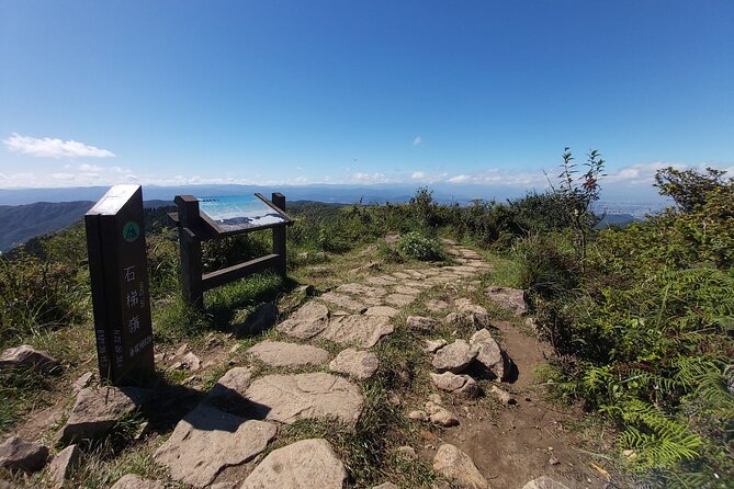 Private Yangmingshan National Park Hiking Day Tour from Taipei - Lengshuikeng adds a quieter mountain stop