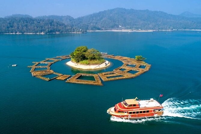 Round Trip Sun Moon Lake Private Tour from Taipei - Wen Wu Temple before the return to Taipei