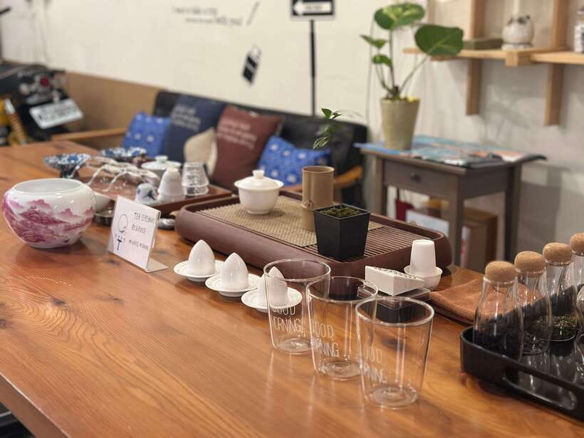 Tainan Culture Trip: Chinese Tea Ceremony_Oolong Tea - Why the Cups and Teapots Matter