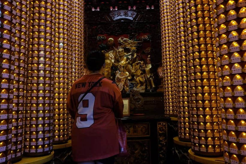 Taipei: 4-Hour Morning City Cycling Tour with Breakfast - Chiang Kai-shek Memorial Hall and the changing guards