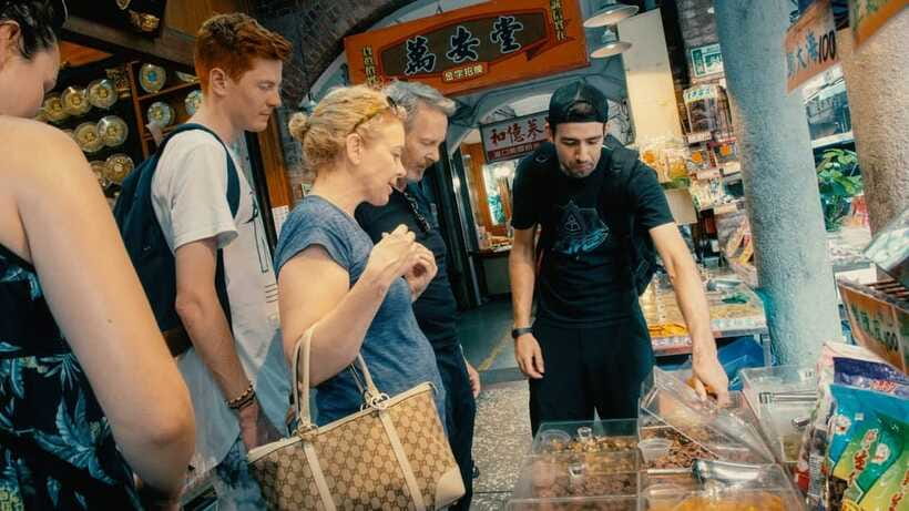 Taipei: 4-Hour Morning City Cycling Tour with Breakfast - Longshan Temple and the city’s religious life