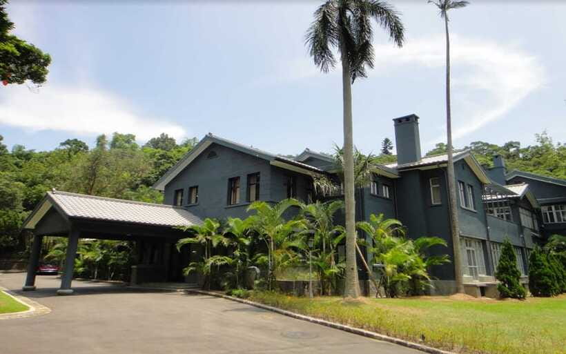 Taipei: Chiang Kai-Shek Shilin Residence Ticket - The rules, restrictions, and pace of the visit