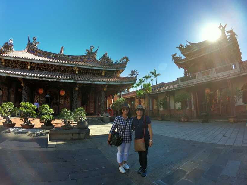 Taipei: City Highlights Private Sightseeing Tour with Guide - A full day built around Taipei’s contrasts