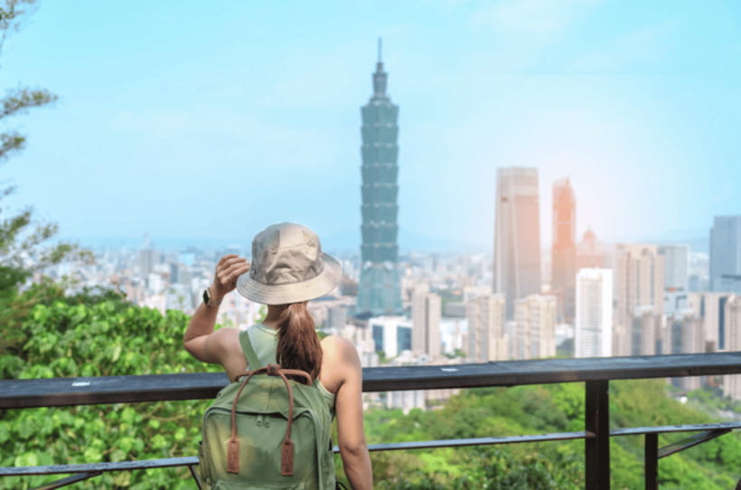 Taipei: City Highlights Private Sightseeing Tour with Guide - Dalongdong Baoan Temple and Taipei’s spiritual side