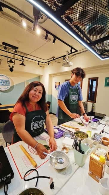 Taipei: Cooking Class & Market Adventure Historic Dadaocheng - Timing and booking advice