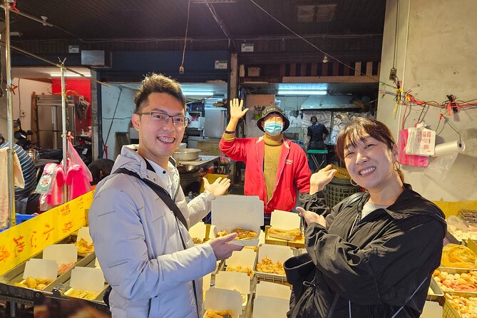 Taipei Cooking Class & Market Adventure in Historic Dadaocheng - The small group changes the cooking experience