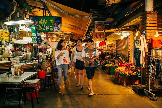 Taipei Food Tour: Night Market & Convenience Store(Food Included) - Why the 7-Eleven stop is more useful than it sounds