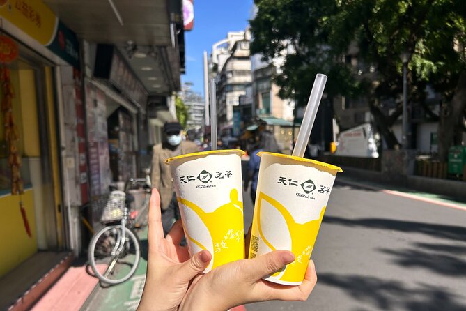 Taipei Hidden Eats, Market & Street Food Tour with 8+ Tastings - Finishing with tofu pudding near Dongmen Station