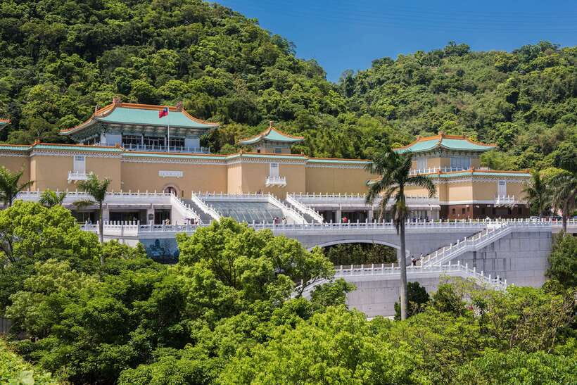 Taipei: National Palace Museum E-Ticket - Books and scrolls from the 10th century