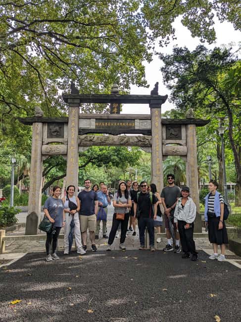 Taipei: Old Town Walking Tour - Ximending changes the mood