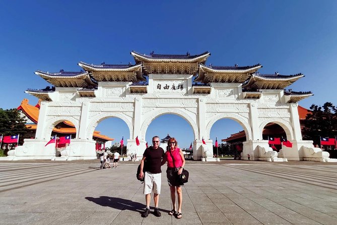 Taipei Private Car Charter Tour - Why a private car works well in Taipei