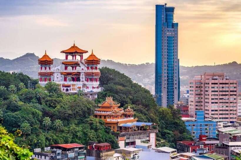 Taipei: Private custom tour with a local guide - Seeing the famous sights without giving up flexibility