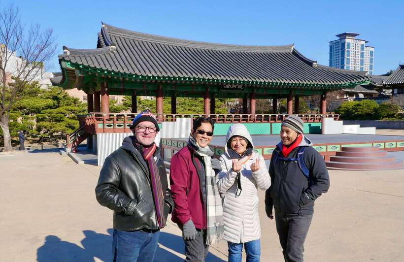 Taipei Private Custom Tour with a Local: Icons & Hidden Gems - Dadaocheng for old streets and tea