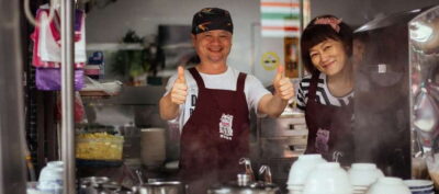 Private Food Tour – 10 Tastings with Locals