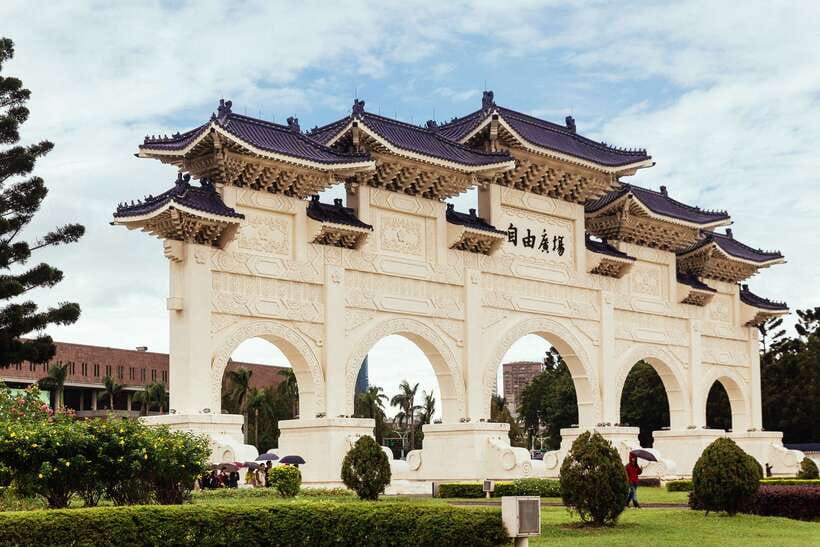Taipei: Private Tour with Locals – Highlights & Hidden Gems - Who will get the most from this tour?