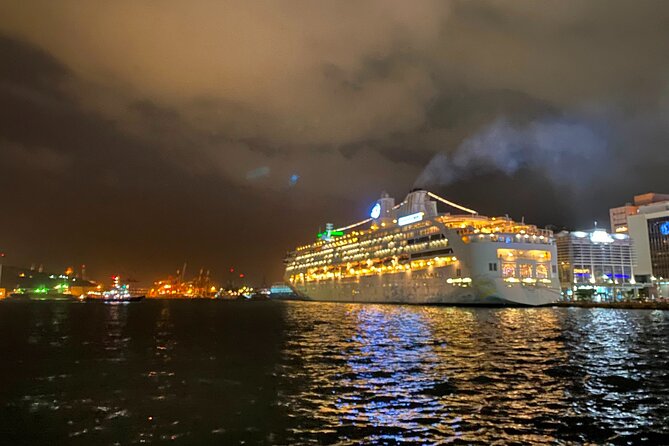 Taipei Private Transfer: Hotel to Keelung Cruise Port - Meeting your driver in the hotel lobby
