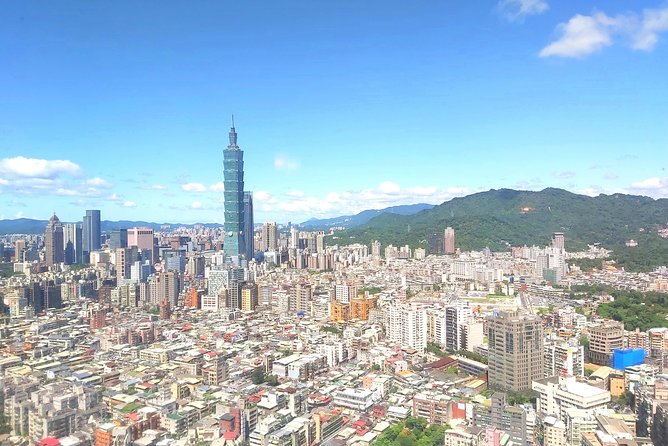 Taipei Private Transfer: Taiwan International Airport to Keelung Cruise Port - What happens at the port