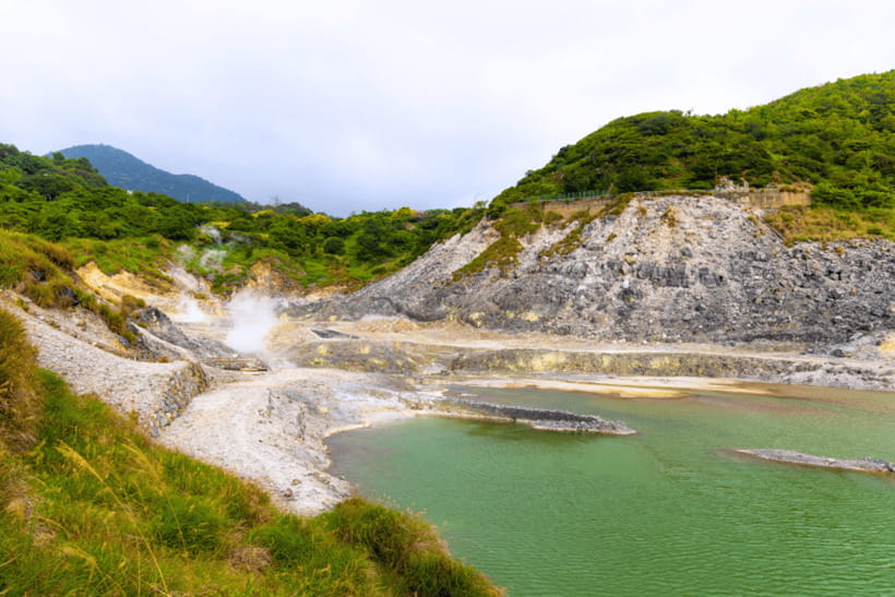 Taipei: Yangmingshan, Shifen, Jiufen & Yehliu Private Tour - Weather, walking, and what to pack