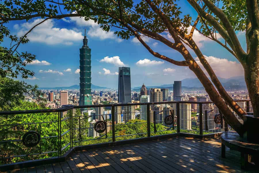 Taiwan Taipei: 8-Hour Customized Taipei City Exploration! - Taipei Confucius Temple and a quieter cultural stop
