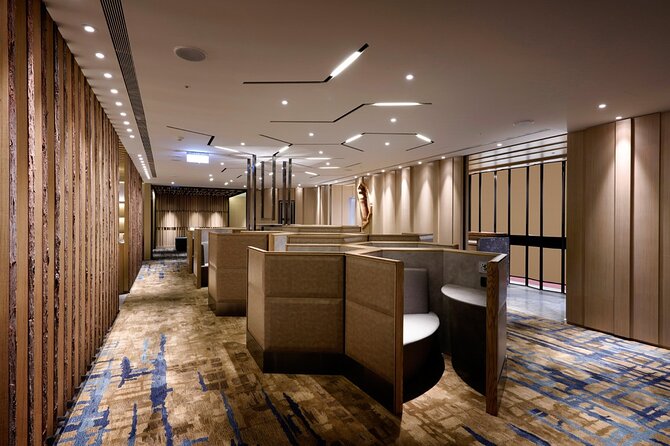 Taiwan Taoyuan International Airport Plaza Premium Lounge - The shower rooms are the real selling point