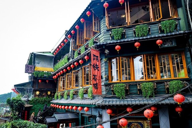Taiwan TST: Private Tour Taipei Yehliu, Chaojing, Shifen, Jiufen - What the $275 price actually covers