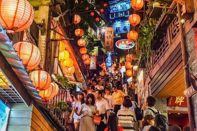 Taiwan TST: Private Tour Taipei Yehliu, Chaojing, Shifen, Jiufen - The driver can make or break the day