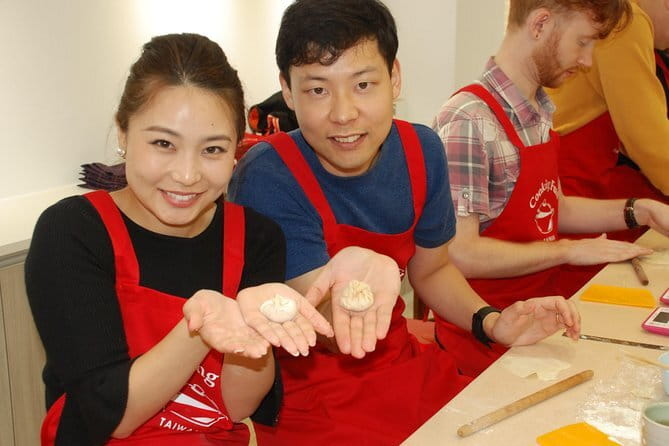 Taiwanese Cooking Class with Traditional Market Tour - What the market adds to the meal