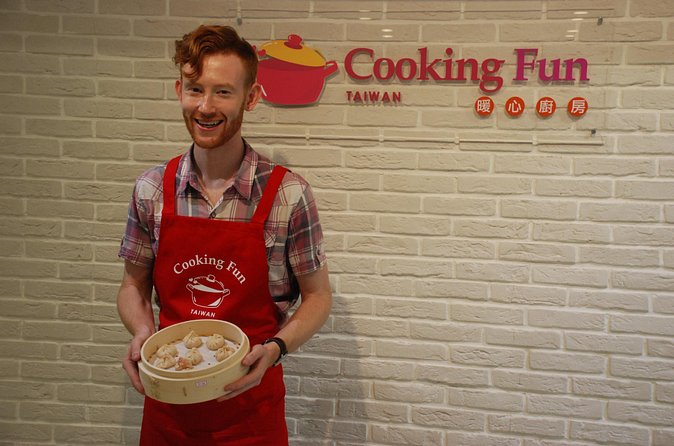 Xiao long bao, Pork thick soup, Bubble milk tea. (Taiwan Cooking Class)-B - What makes the cooking feel Taiwanese