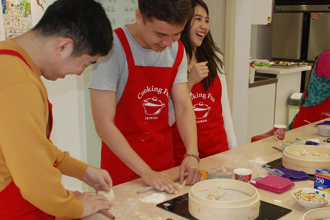 Xiao Long Bao, Pork thick soup, Bubble milk tea. Taiwan Traditional Light Meals Experience-B (Taipei Cooking Class) - English, Japanese, and Chinese Instruction